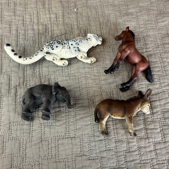Schleich Lot of 4 Farm Zoo Animal Figures Horse Donkey Elephant Snow Leopard - Picture 3 of 10